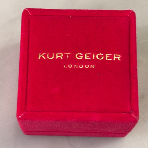 NWOT Kurt Geiger Gold and Gemstone Ring Size 8. It is a 8 regardless of comments - Picture 8 of 8